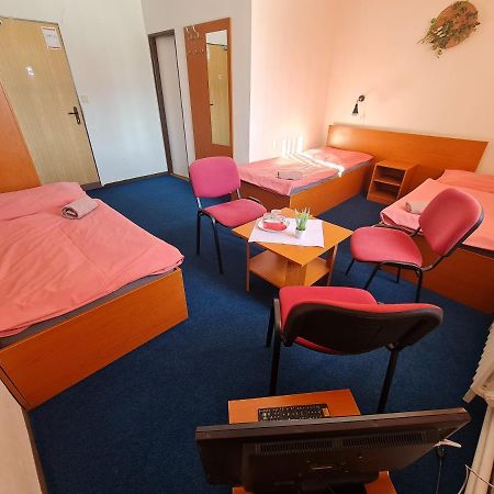 Penzion Olympia Banská Bystrica Eksteriør billede