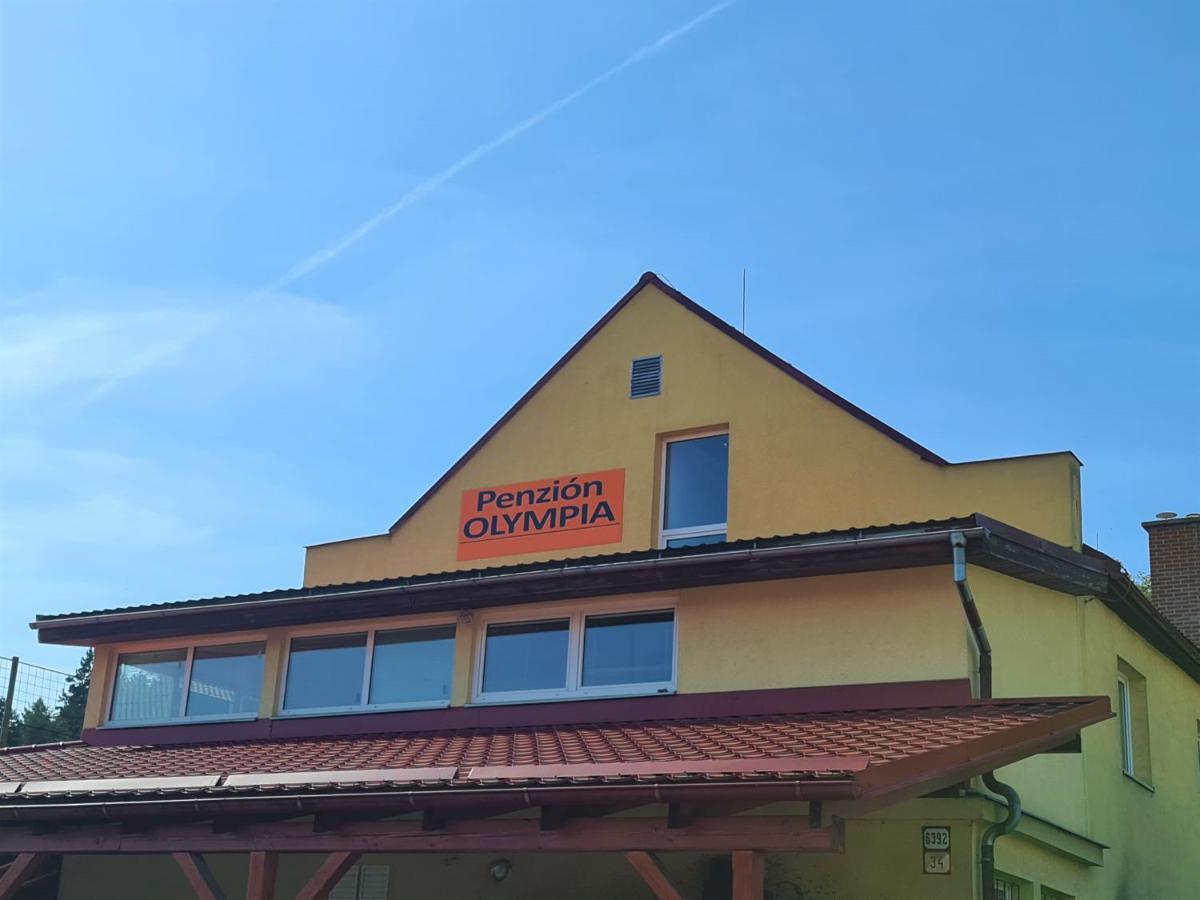 Penzion Olympia Banská Bystrica Eksteriør billede