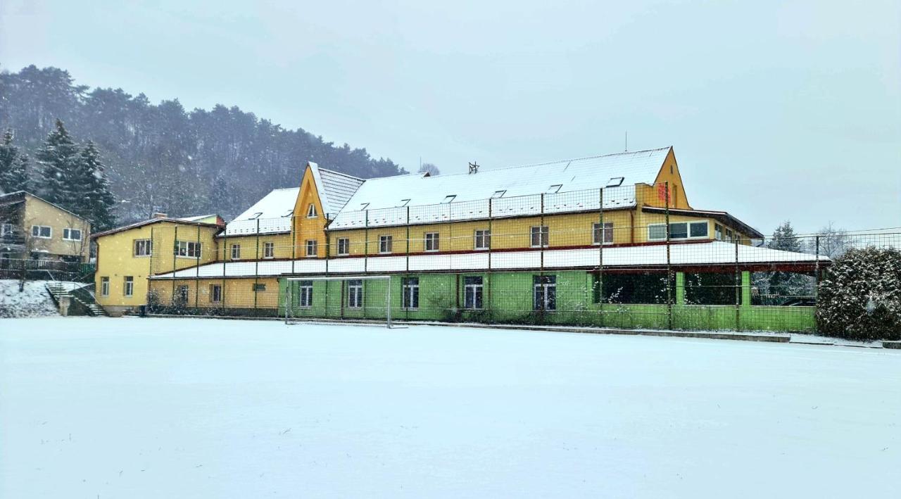 Penzion Olympia Banská Bystrica Eksteriør billede