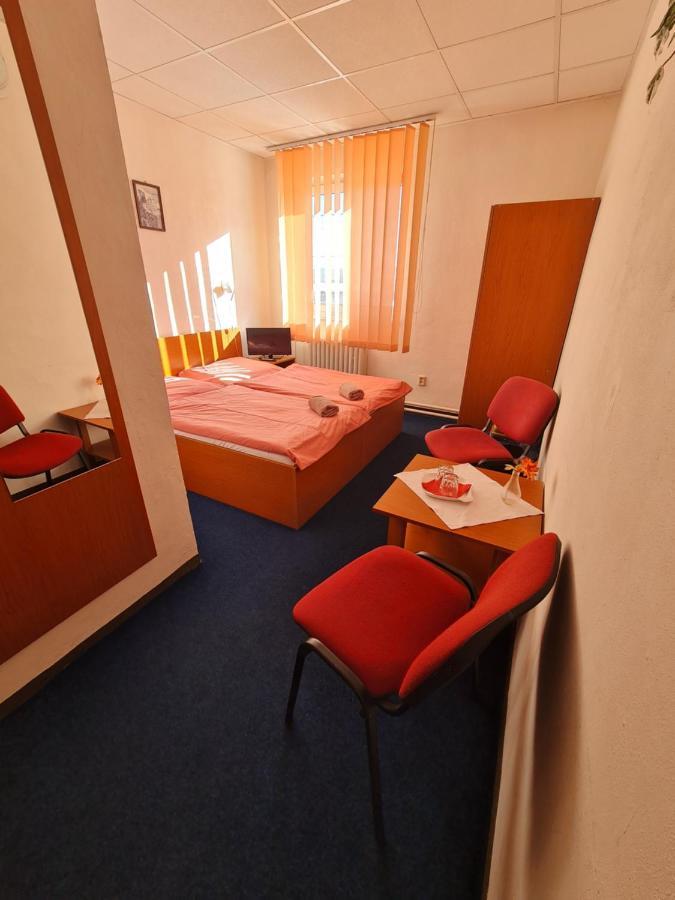 Penzion Olympia Banská Bystrica Eksteriør billede
