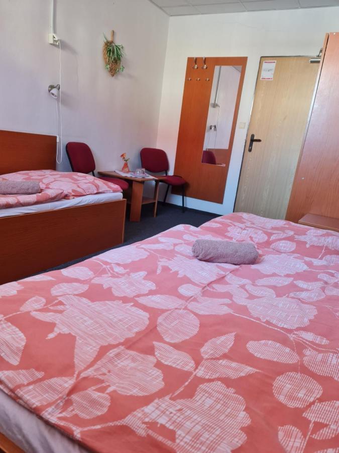Penzion Olympia Banská Bystrica Eksteriør billede