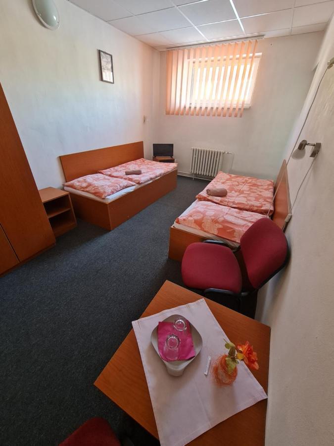 Penzion Olympia Banská Bystrica Eksteriør billede