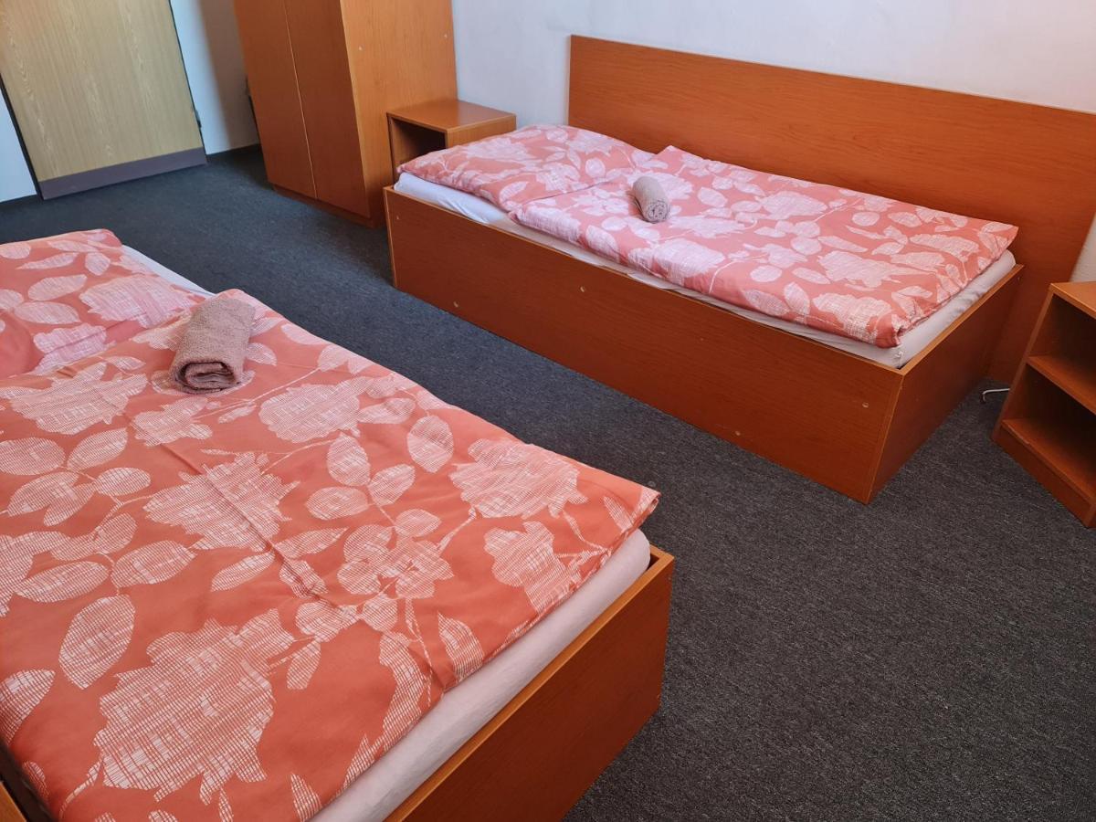 Penzion Olympia Banská Bystrica Eksteriør billede
